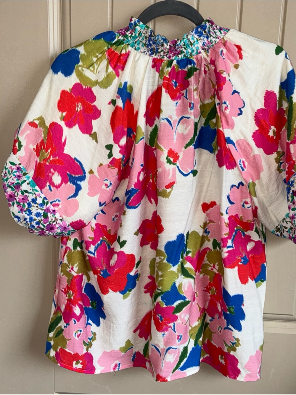 Umgee White Blouse with Pink, Red & Blue Floral Print - Picture 4 of 10